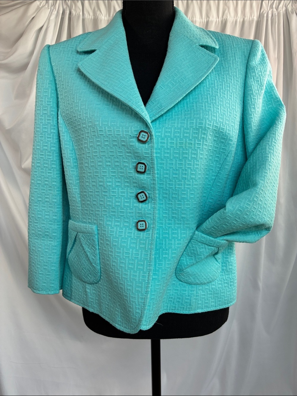 Tahari Blazer